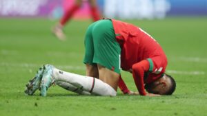 رکورد فاجعه‌بار ستاره مراکش: فقط سه لمس توپ!